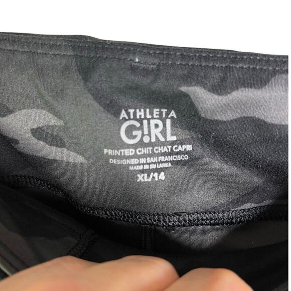 Athleta Girl girls Leggings XL 14‎ Black Gray Camouflage Capri Stretch - Picture 2 of 7
